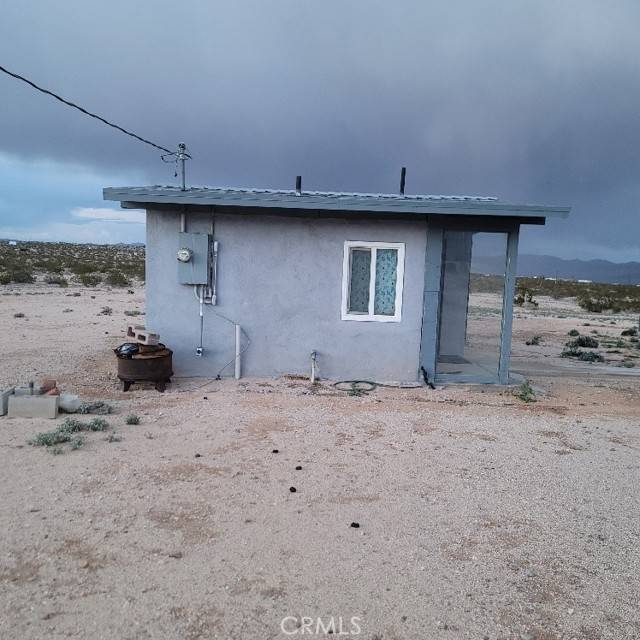 Joshua Tree, CA 92252,66320 Winters Road