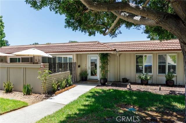 Laguna Woods, CA 92637,3103 Via Serena #A