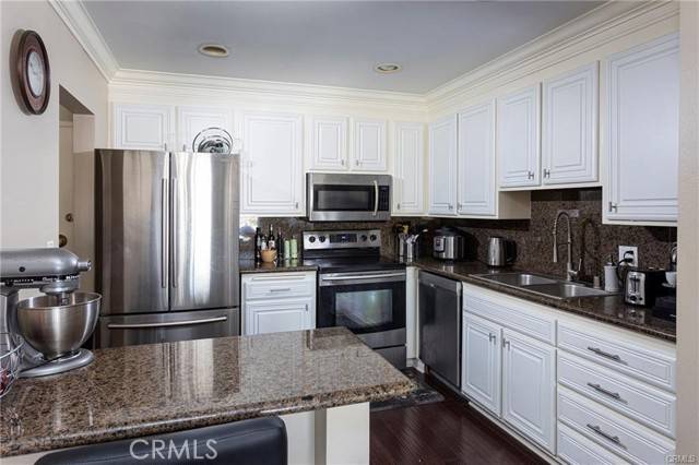 Newport Beach, CA 92663,200 Mcneil Lane #PH7