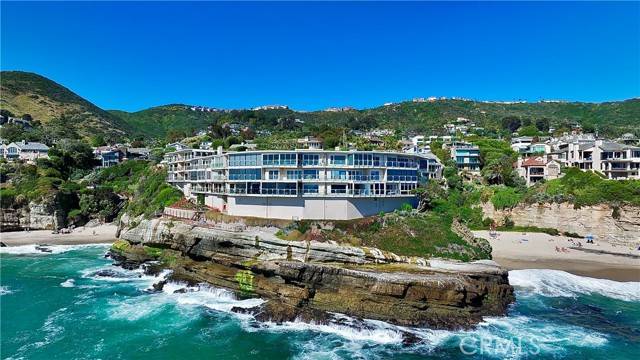 Laguna Beach, CA 92651,31561 Table Rock Drive #105