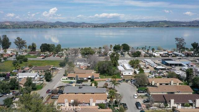 Lake Elsinore, CA 92530,33081 Esther Street