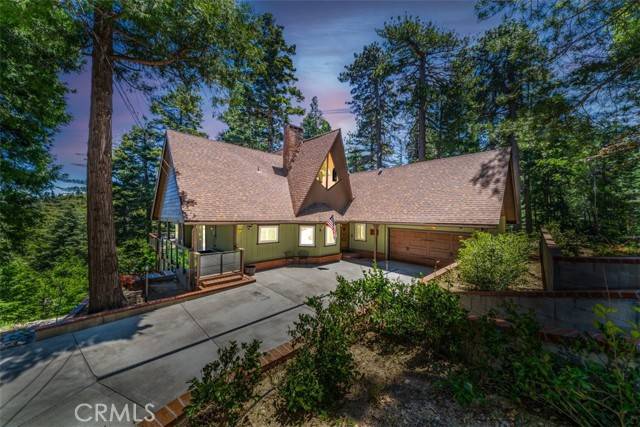 Lake Arrowhead, CA 92352,733 Crest Estates Drive