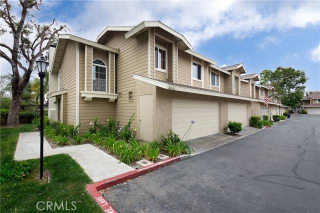 Lake Forest (el Toro), CA 92630,26246 Fern Glen