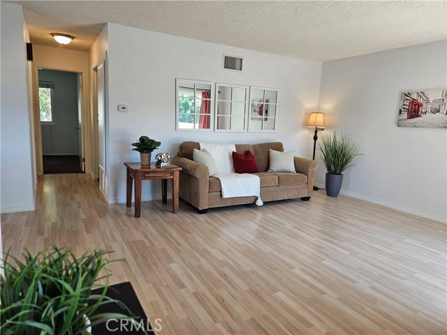 Lake Forest (el Toro), CA 92630,22792 Malaga Way