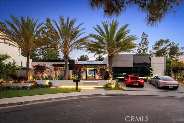 Newport Beach, CA 92660,15 Torrey Pines Lane