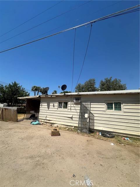 Blythe, CA 92225,909 W Barnard