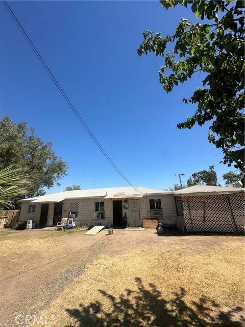 Blythe, CA 92225,909 W Barnard