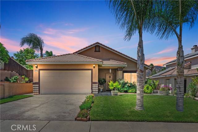 Corona, CA 92883,22701 Hannah Court