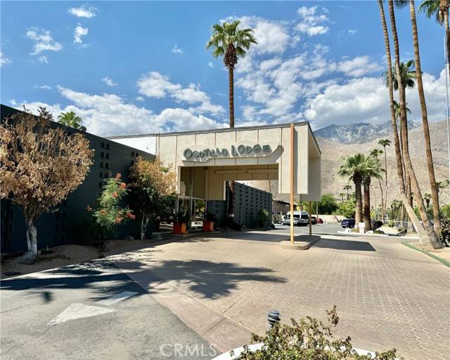 Palm Springs, CA 92264,1111 E E Palm Canyon Drive #122