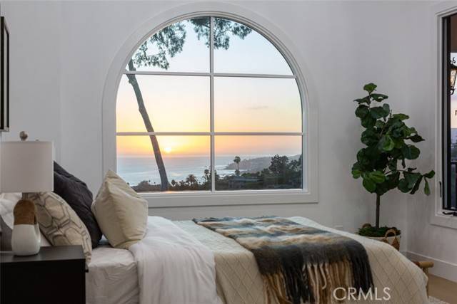 Laguna Beach, CA 92651,1060 Van Dyke Drive