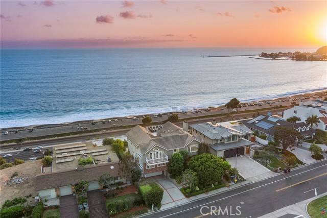 Dana Point, CA 92624,34571 Camino Capistrano