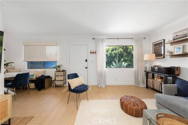 Santa Monica, CA 90404,2241 Virginia Avenue #14