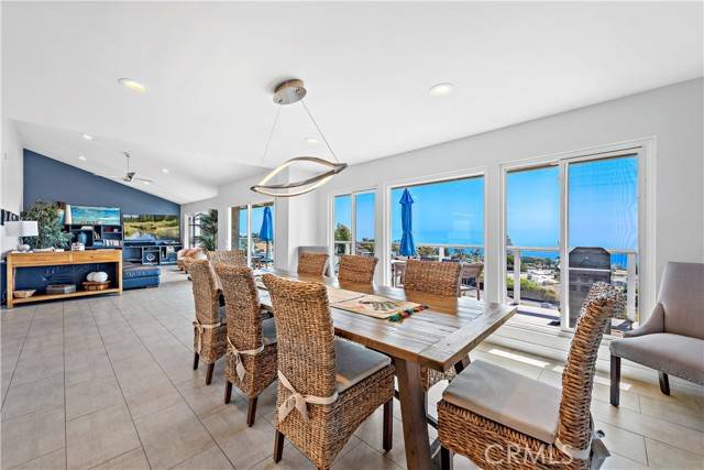 Laguna Beach, CA 92651,18 N Stonington Road