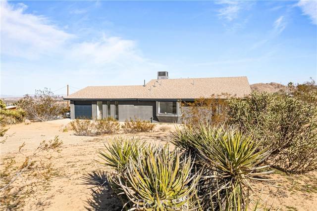 Joshua Tree, CA 92252,7119 Saddleback Road