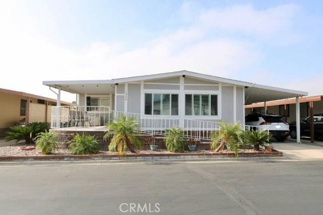 Brea, CA 92821,1366 Fern Lake Avenue #114