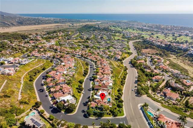 San Clemente, CA 92672,561 Avenida Del Verdor