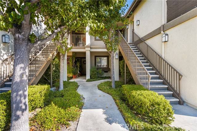 Lake Forest (el Toro), CA 92610,333 Chaumont Circle