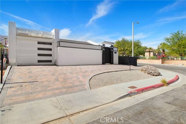 Palm Springs, CA 92262,3291 N Sandspring Drive