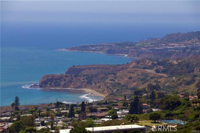 Rancho Palos Verdes, CA 90275,3660 Coolheights Drive