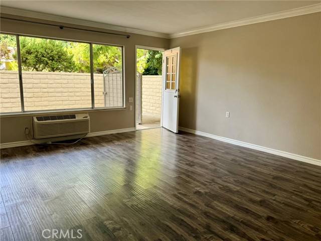 Laguna Woods, CA 92637,2230 Via Puerta #B