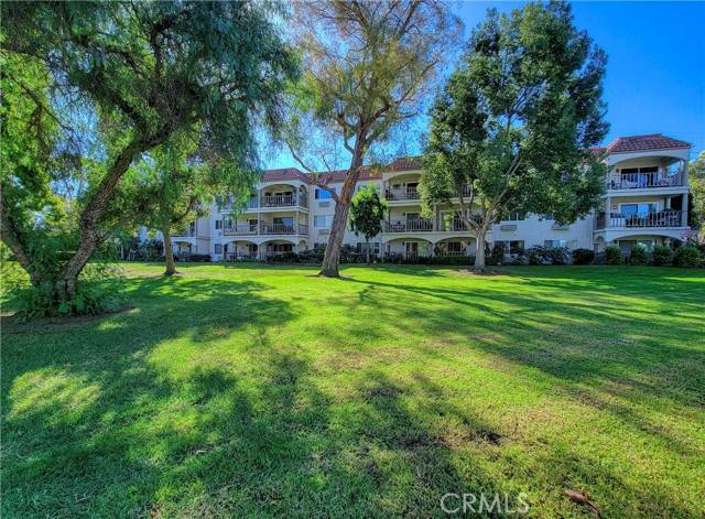 Laguna Woods, CA 92637,3498 W Bahia Blanca #3A