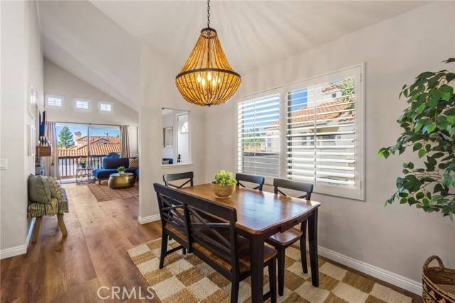 Rancho Santa Margarita, CA 92688,33 Via Lavendera