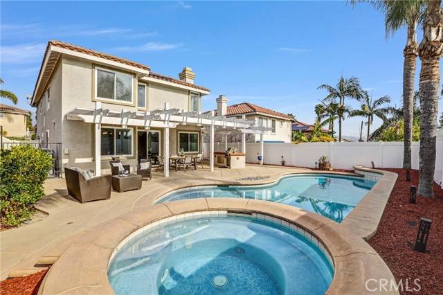 Rancho Santa Margarita, CA 92688,10 Via Estampida