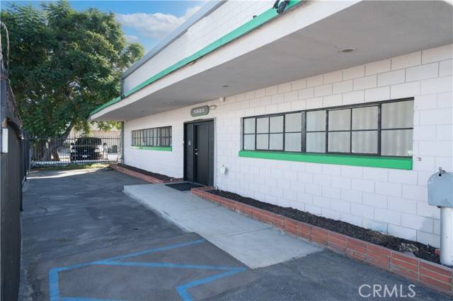 Long Beach, CA 90805,5885 N Paramount Boulevard