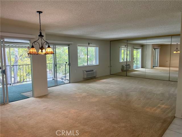 Laguna Woods, CA 92637,2370 Via Mariposa #3D