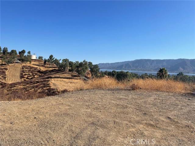 Lake Elsinore, CA 92530,1 Sky Line