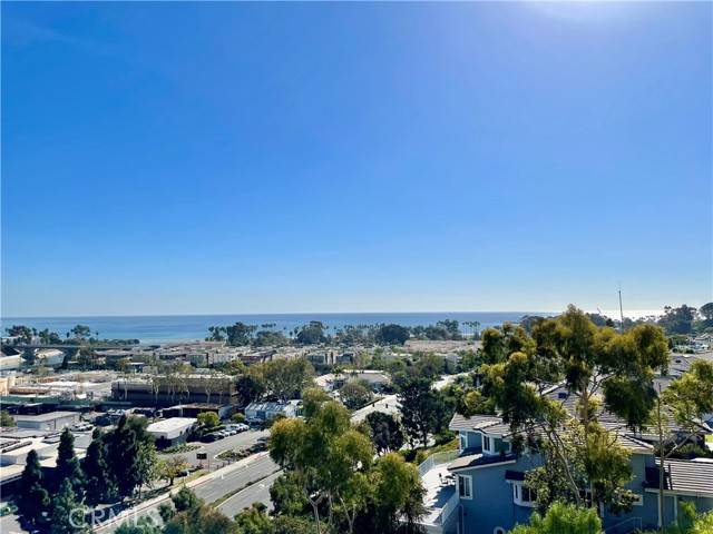 Dana Point, CA 92629,25422 Sea Bluffs Drive #305