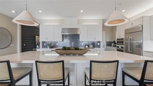 Valencia (santa Clarita), CA 91354,24500 Via Sendero