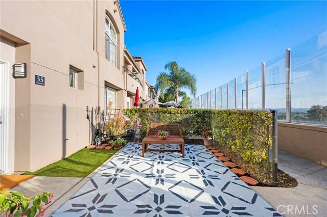 Aliso Viejo, CA 92656,35 Tradewinds