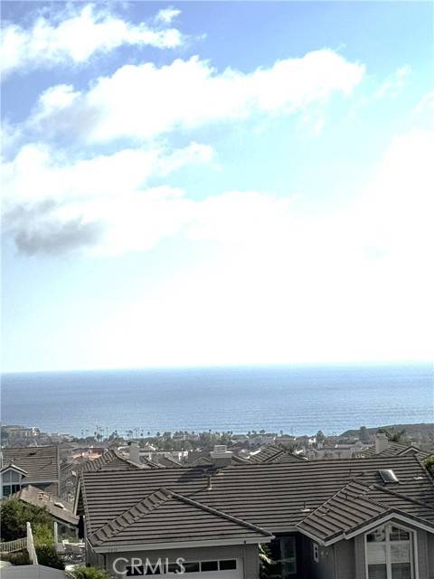 San Clemente, CA 92673,2305 Via Zafiro