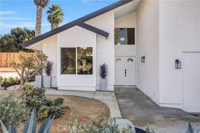 San Clemente, CA 92672,322 Avenida Sierra