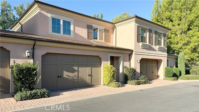 Irvine, CA 92618,24 Maycrest #66