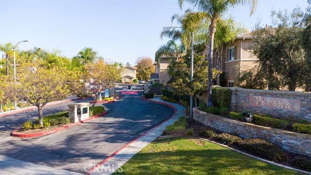 Murrieta, CA 92563,26426 Arboretum Way #806