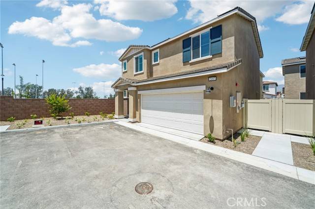 Redlands, CA 92374,2097 Bergamot Street