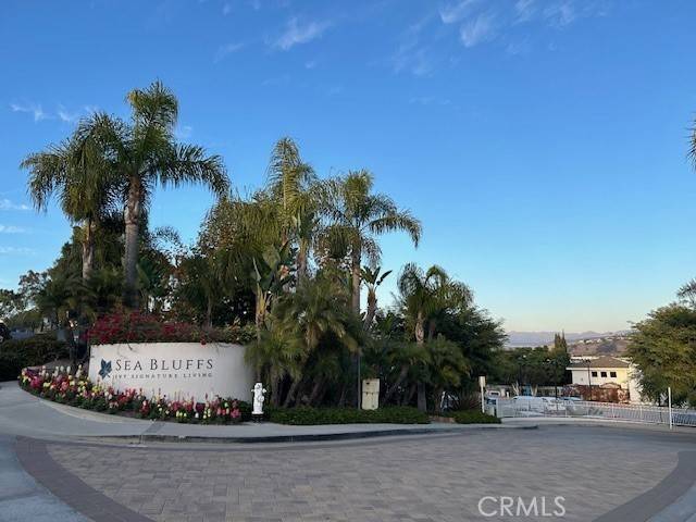Dana Point, CA 92629,25442 Sea Bluffs Drive #305