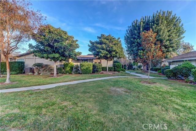 Laguna Woods, CA 92637,703 Ave Sevilla #D