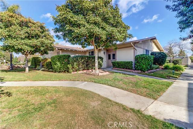 Laguna Woods, CA 92637,703 Ave Sevilla #D