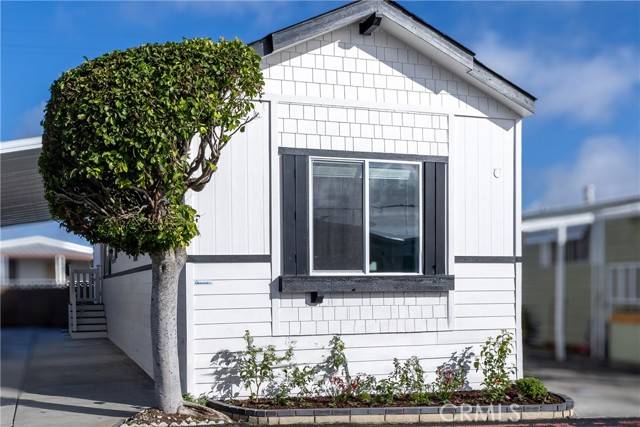 Torrance, CA 90502,22600 Normandie Ave. #11