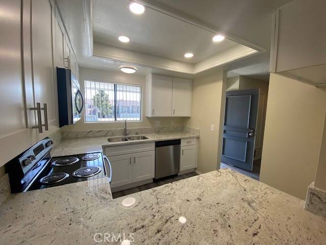 Anaheim, CA 92807,490 S Ranch View Circle #23