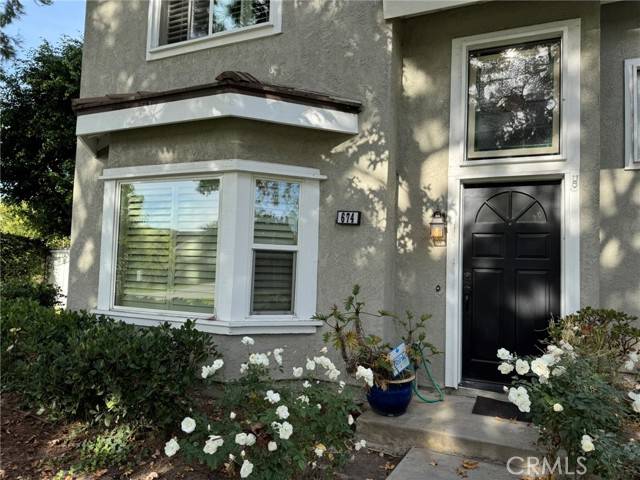 Irvine, CA 92614,674 Springbrook #28