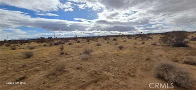 Landers, CA 92285,0 Handley