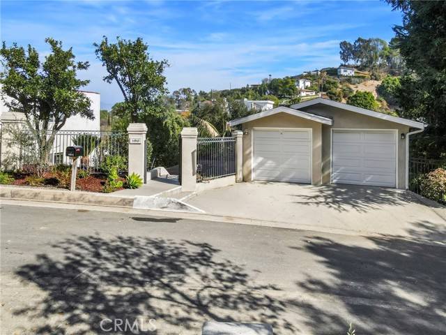 Sherman Oaks, CA 91403,14843 Round Valley Drive