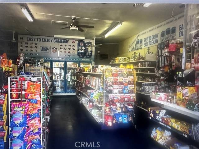 Long Beach, CA 90810,3356 Santa Fe Avenue