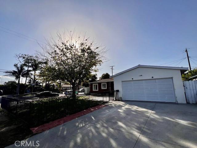 Garden Grove, CA 92843,13331 Dapplegrey Road