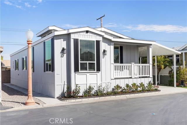 Stanton, CA 90680,7271 Katella Ave. Avenue #21