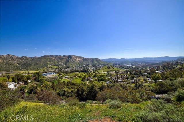 Lakeside, CA 92040,11642 Hi Ridge Road